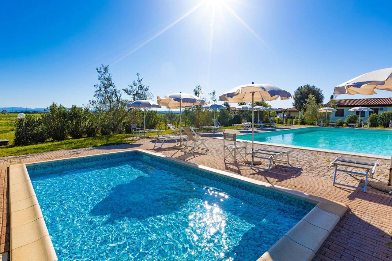 Glamping Gli Etruschi Hotell Piombino Exteriör bild