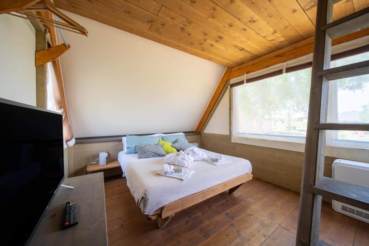 Glamping Gli Etruschi Hotell Piombino Exteriör bild