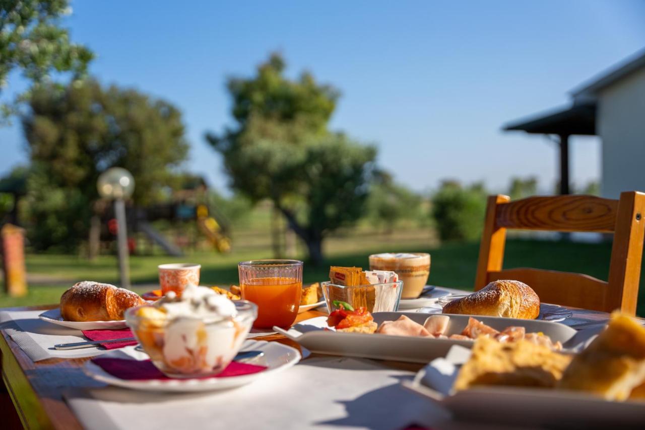 Glamping Gli Etruschi Hotell Piombino Exteriör bild